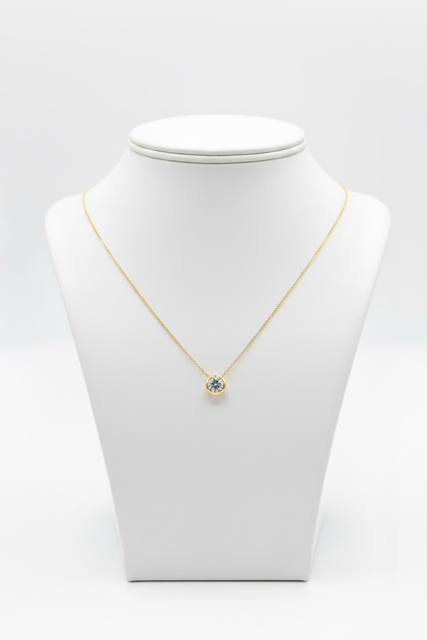 Round Bezel 2 Carat Yellow Gold Necklace