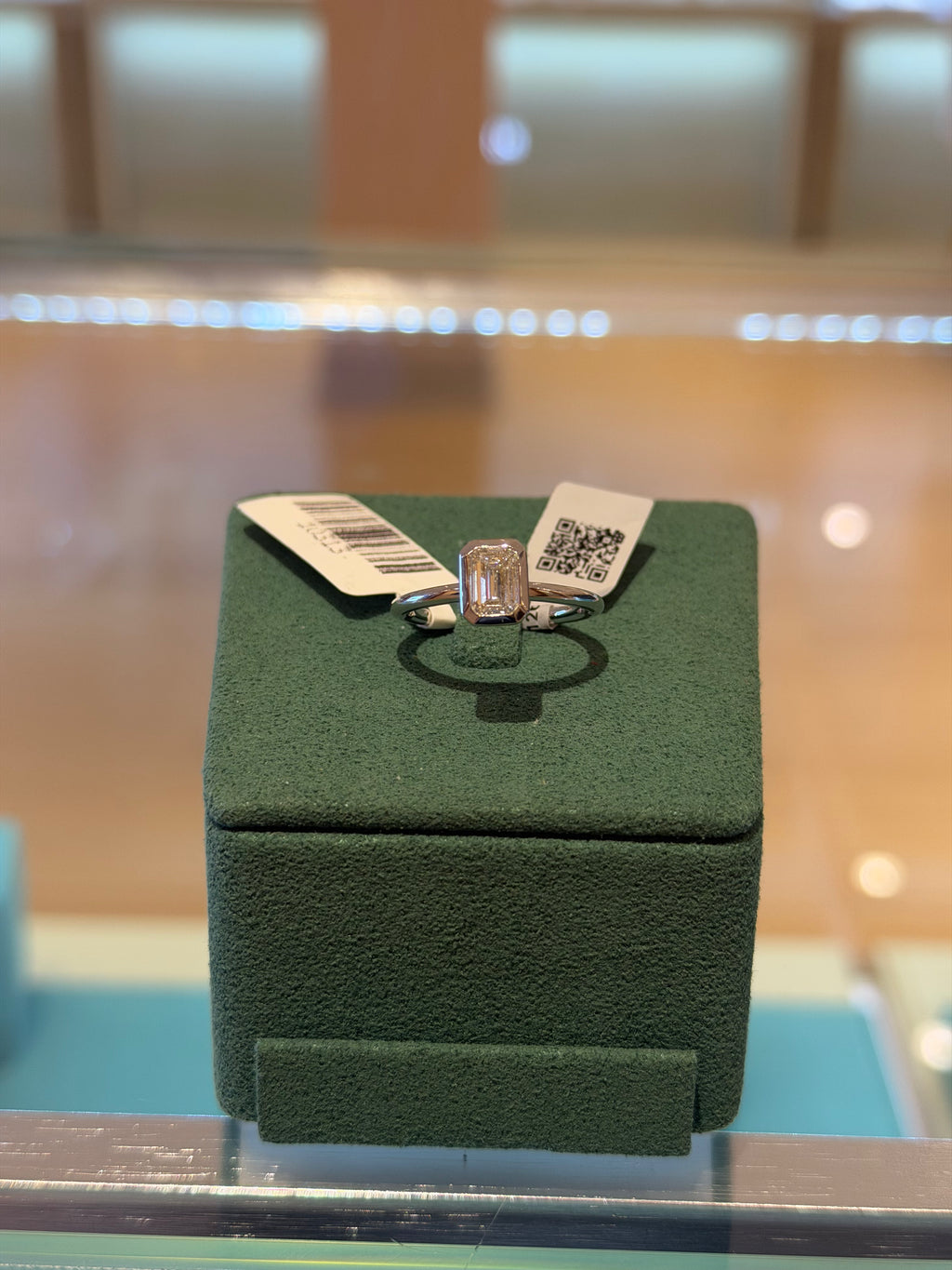 Emerald White Gold Engagement Ring
