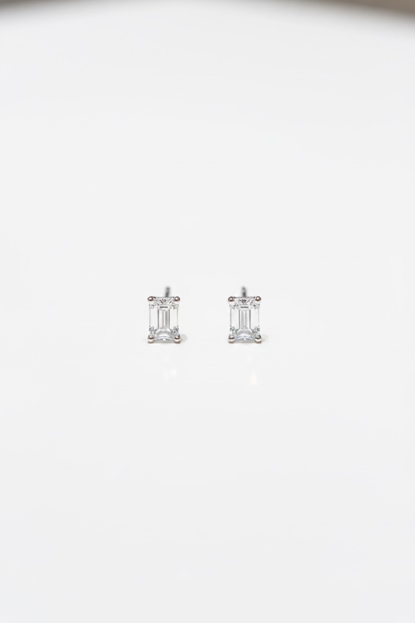 Emerald 1.5 Carat White Gold Studs