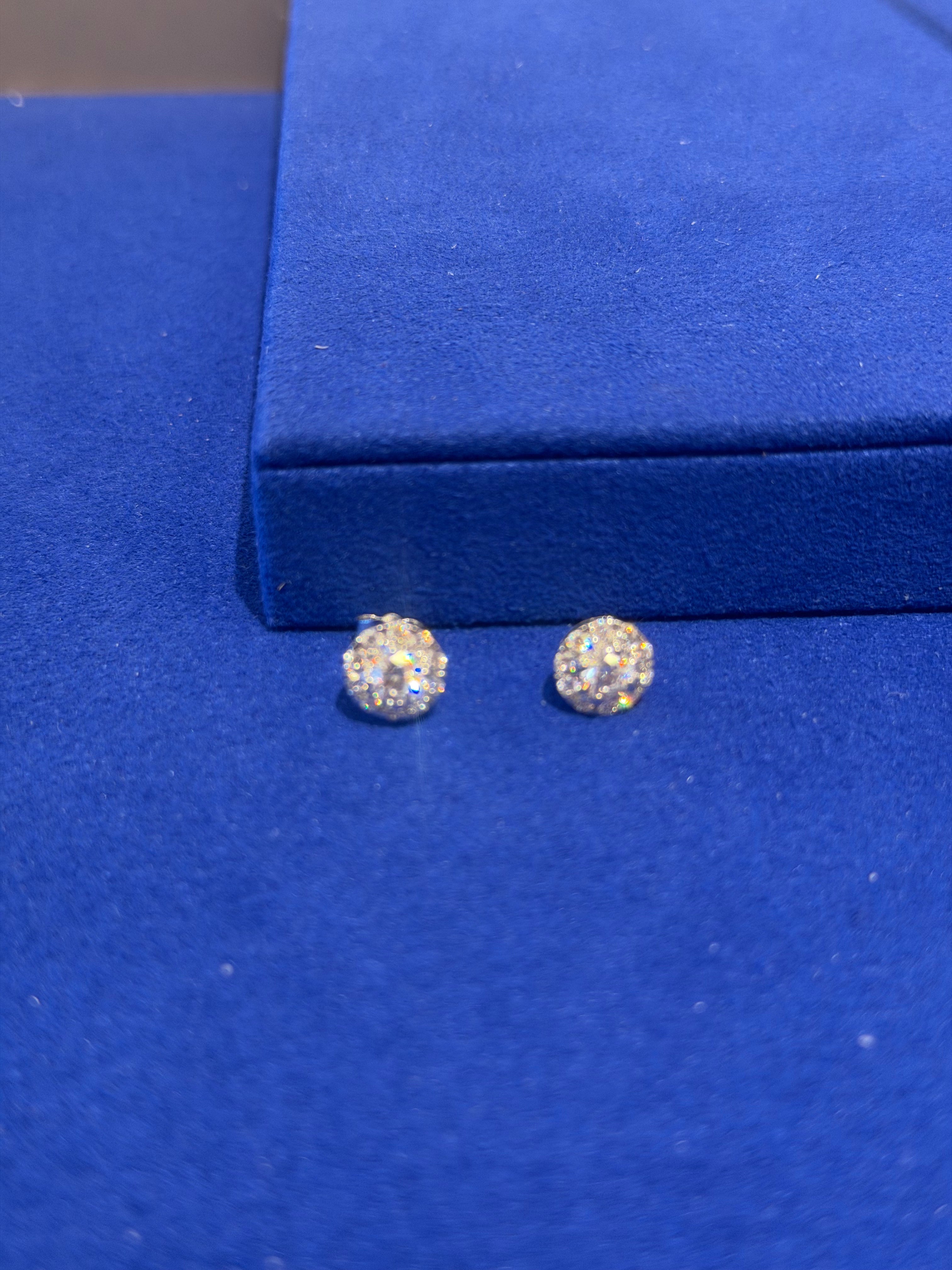 Single Carat Round White Gold Studs